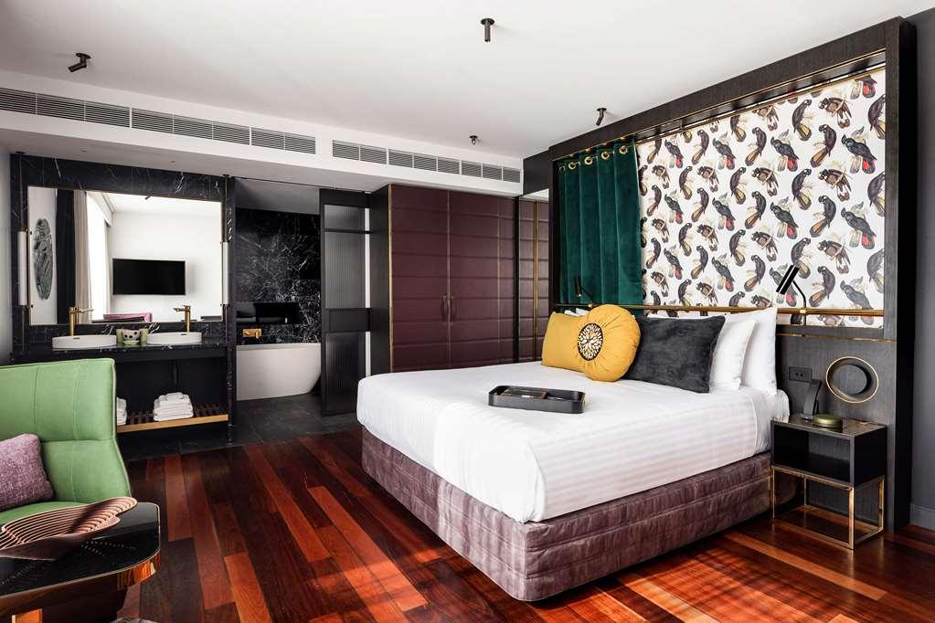 Qt Perth Hotel Quarto foto A bedroom at The Standard East Village